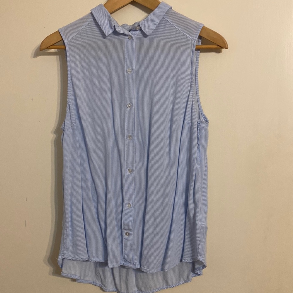 H&M Light Blue Button Down Sleeveless Collard Shirt, Size 8
